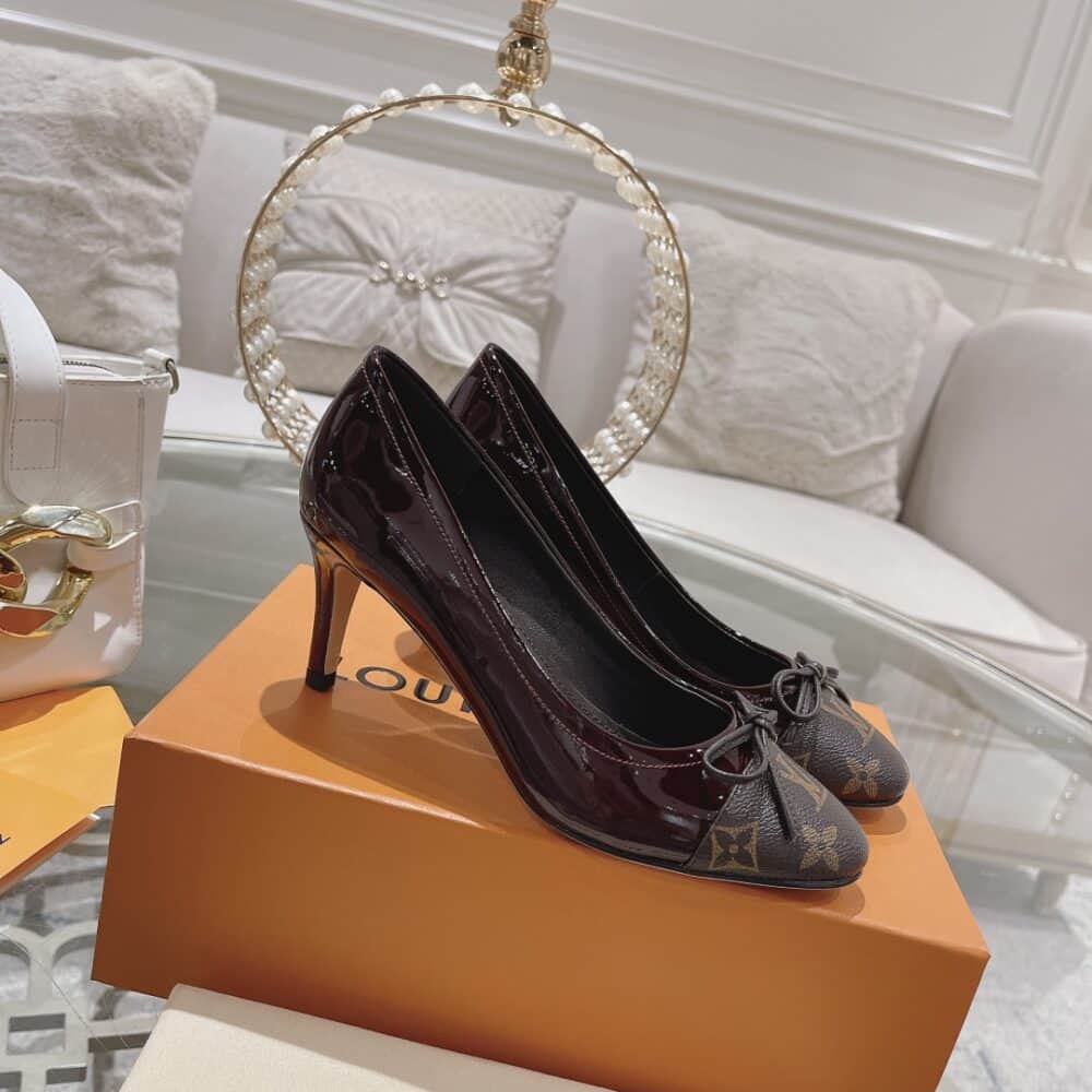LOUIS VUITTON BLOSSOM PUMP RED - Image 9