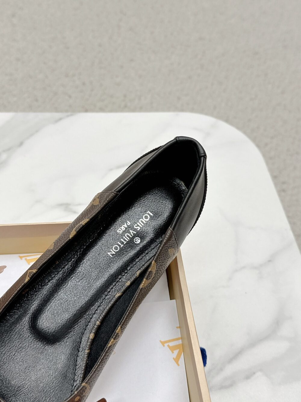 LOUIS VUITTON JOY BALLERINA FLATS MONOGRAM BROWN - Image 5