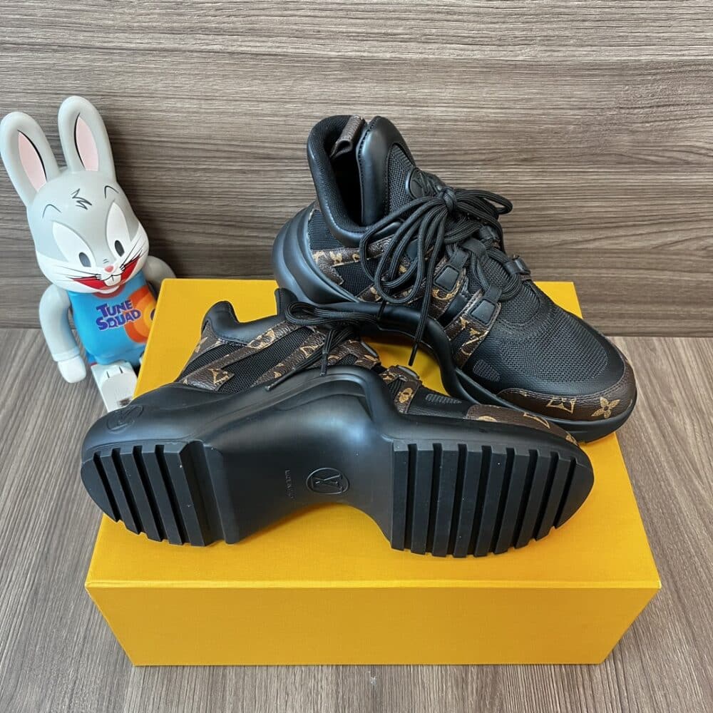LOUIS VUITTON ARCHLIGHT SNEAKER BLACK 1A43LB - Image 3