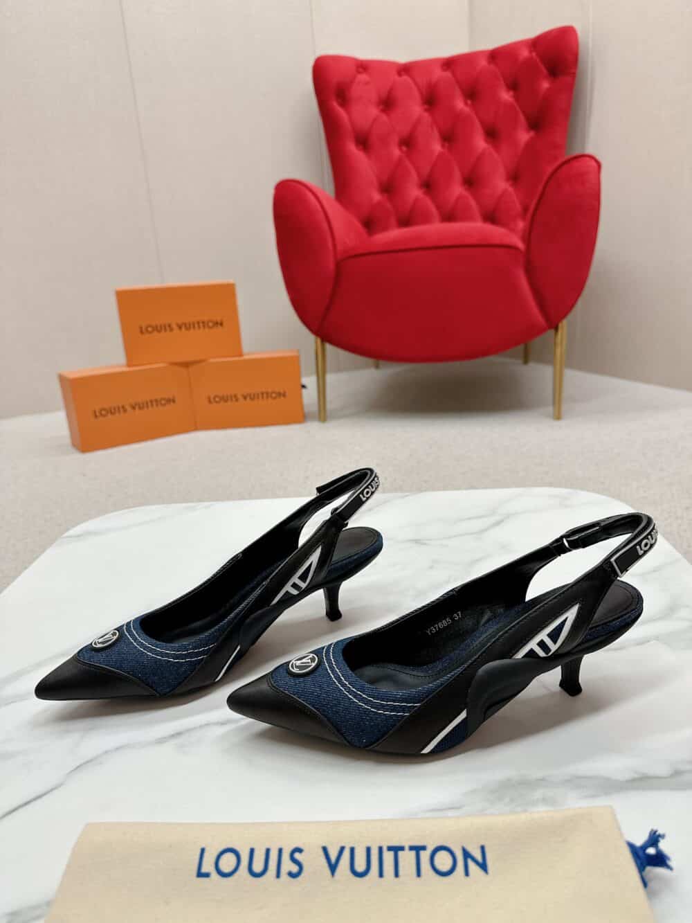 LOUIS VUITTON ARCHLIGHT SLINGBACK PUMP BLACK AND DENIM BLUE 1AABOB - Image 5