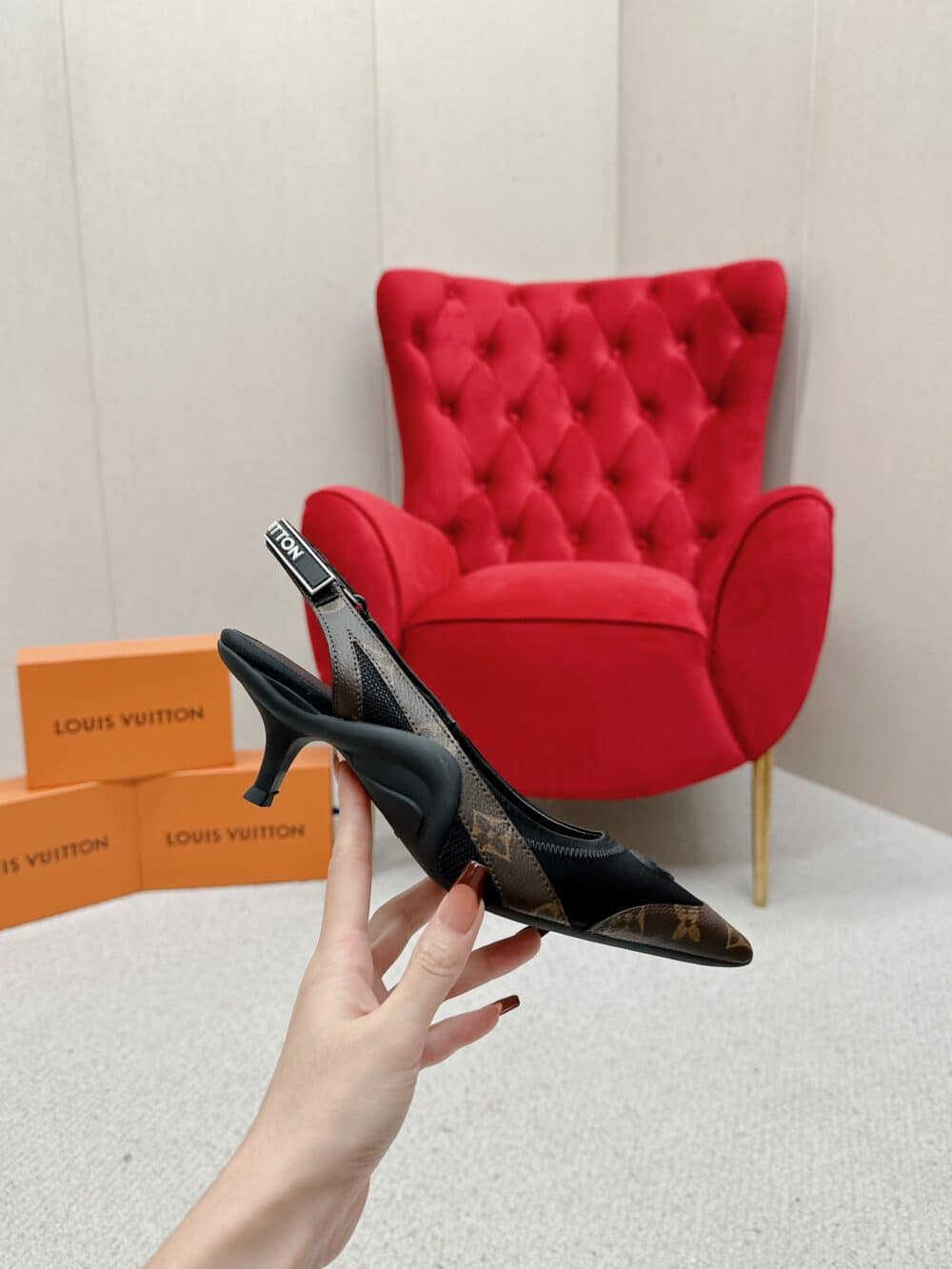 LOUIS VUITTON ARCHLIGHT SLINGBACK PUMP BLACK AND BROWN 1AADGJ - Image 7