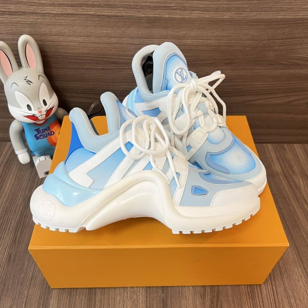 LOUIS VUITTON ARCHLIGHT SNEAKER GRADIENT BLUE 1A9RV7 - Image 6