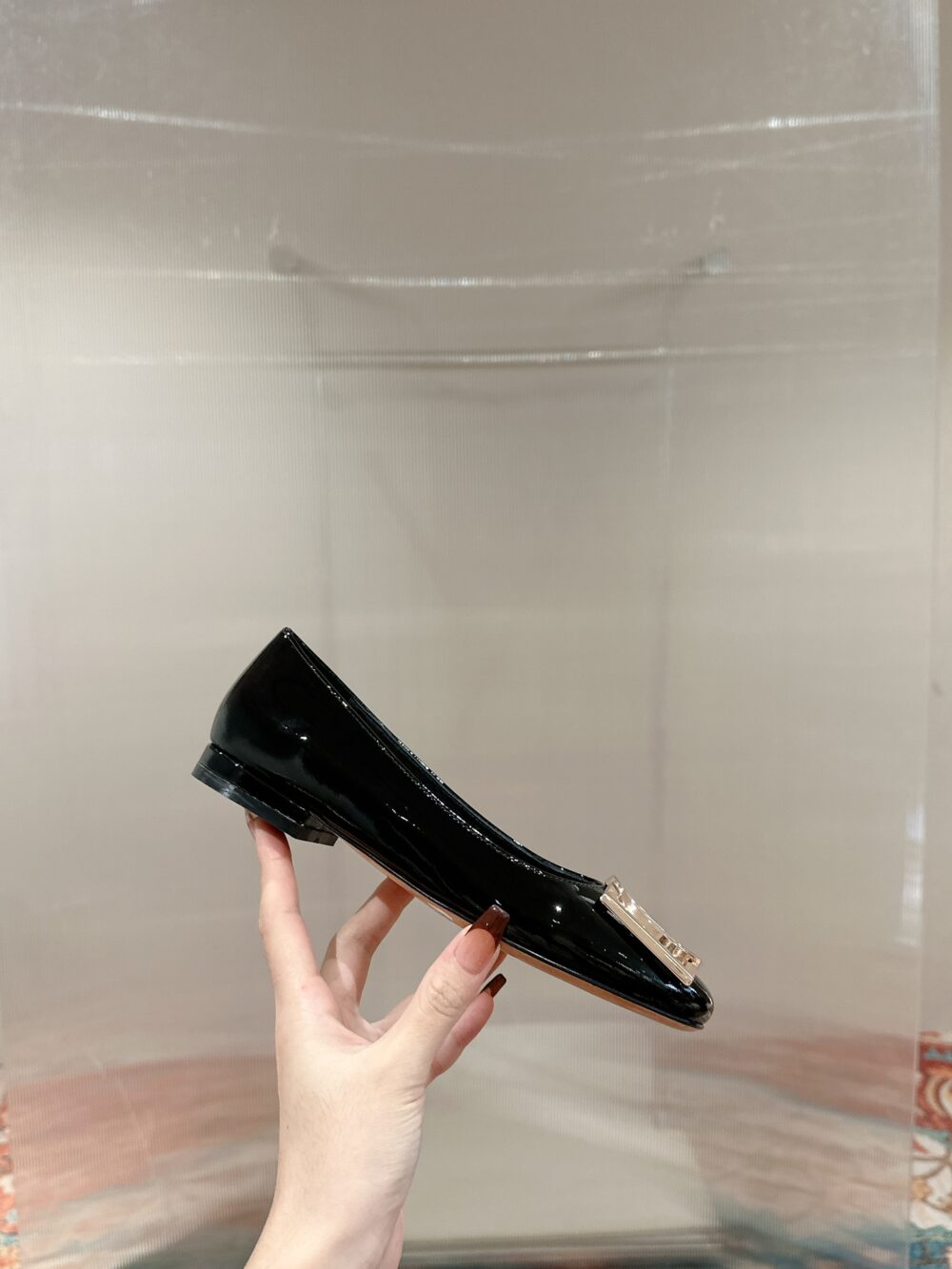 LOUIS VUITTON MADELEINE FLAT BLACK - Image 6