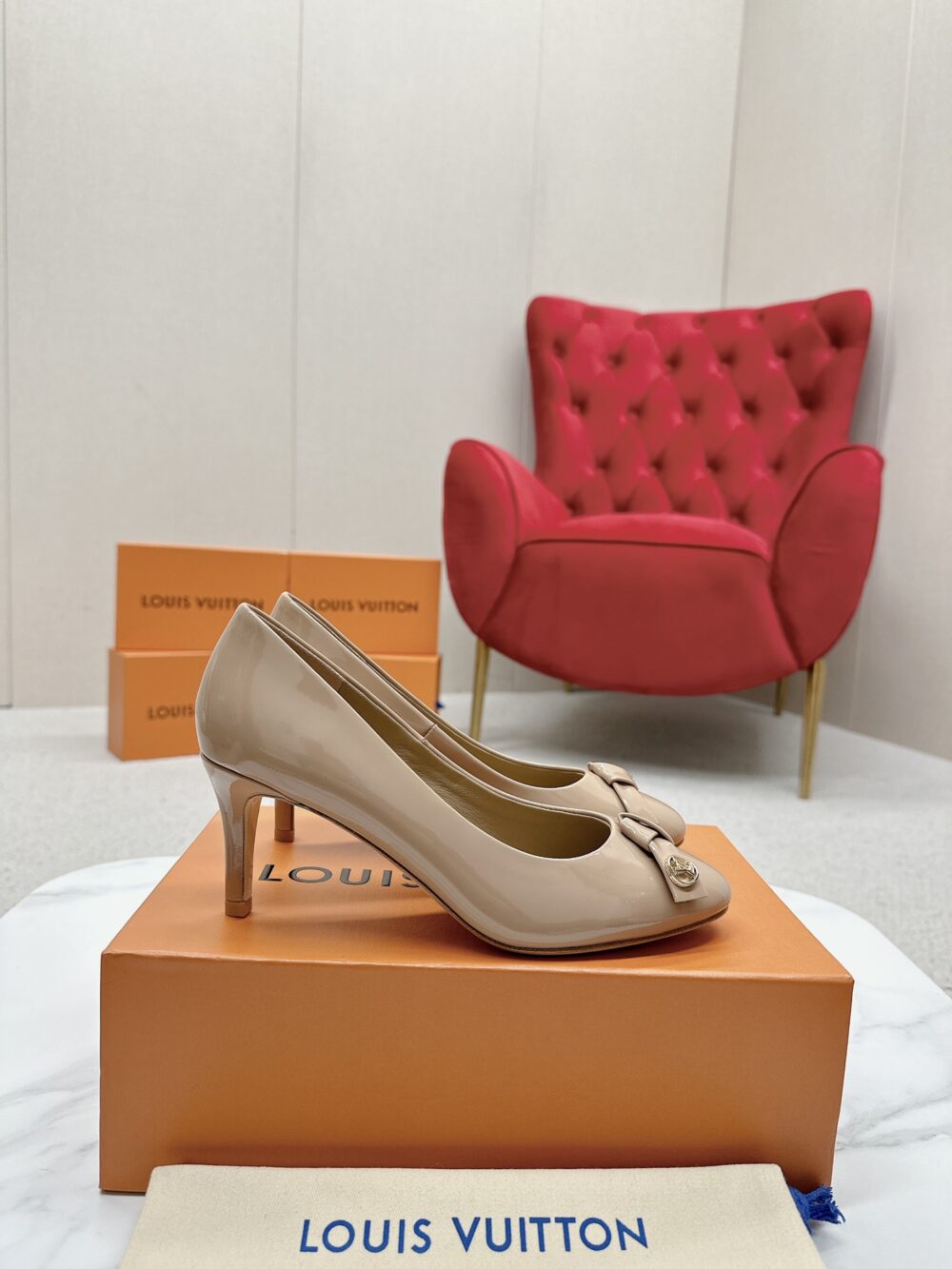 LOUIS VUITTON FIANCEE PUMPS BEIGE - Image 6