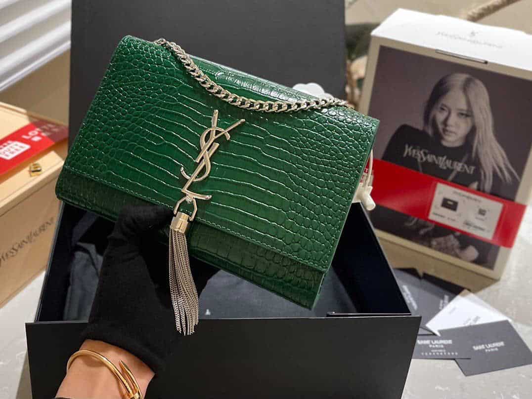 SAINT LAURENT KATE TASSEL MEDIUM CROCODILE EMBOSSED LEATHER WITH SILVER HARDWARE GREEN 22CM - Image 2