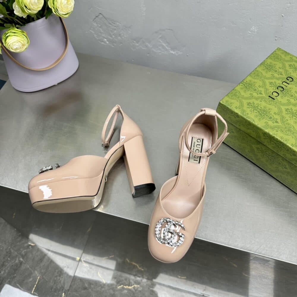 GUCCI WOMEN'S PLATFORM PUMP WITH DOUBLE G BEIGE - Image 5