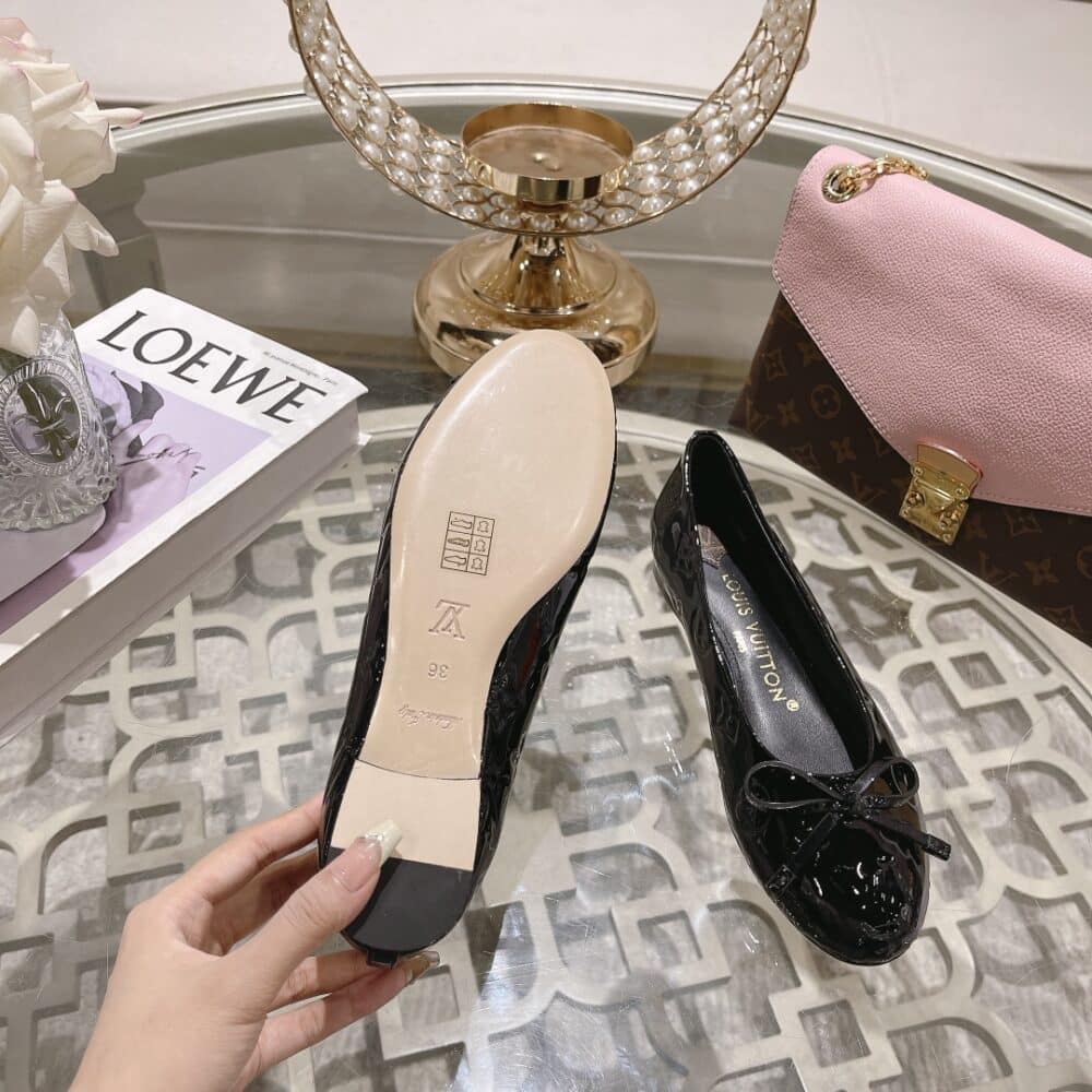 LOUIS VUITTON NINA FLAT BALLERINA BLACK - Image 4