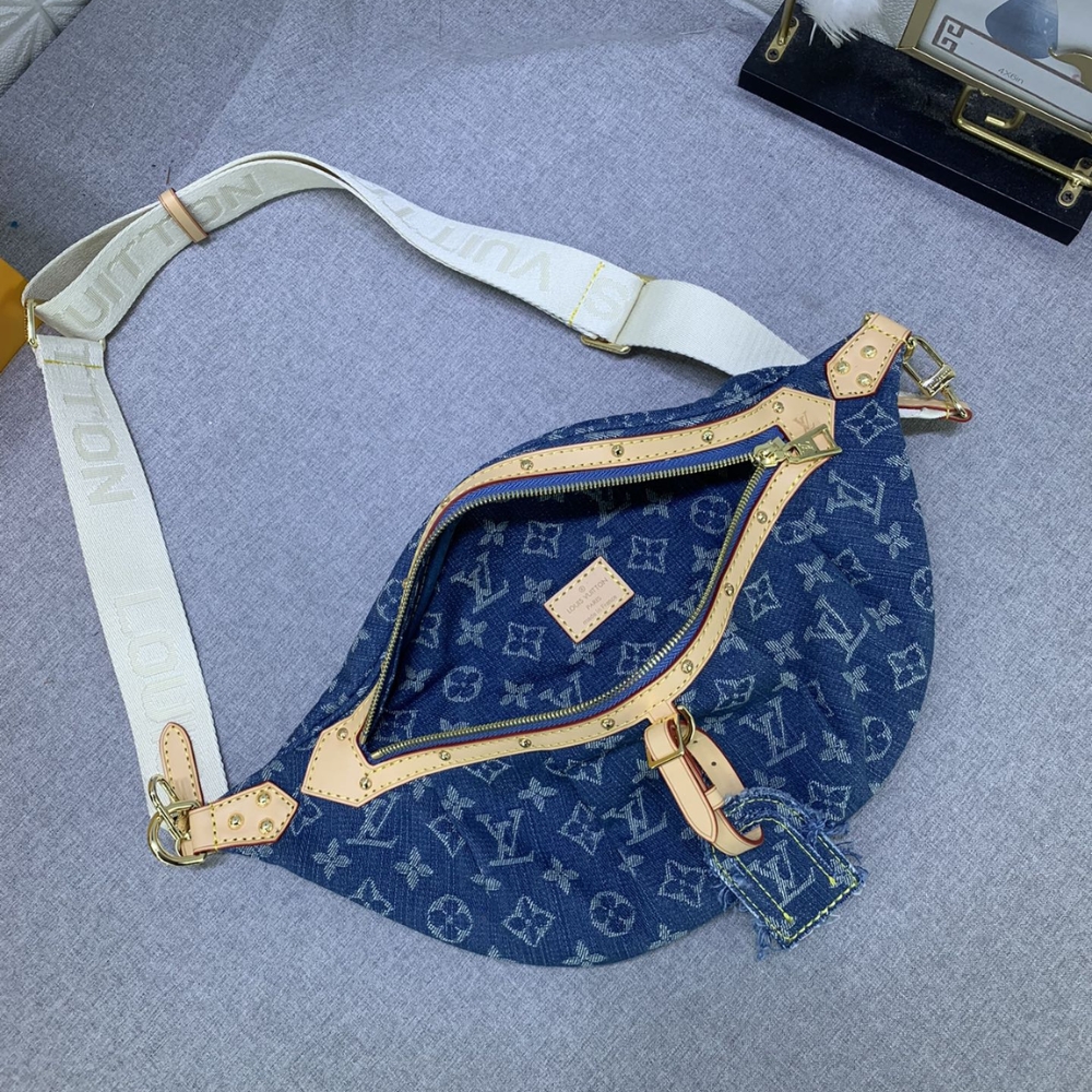 LOUIS VUITTON BUMBAG HIGH RISE DENIM BLUE 38CM M46837 - Image 7