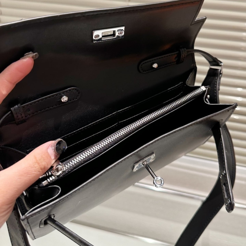 Alternative view of HERMES KELLY CLASSIQUE TO GO WALLET BLACK SILVER HARDWARE 19CM H080253CK89