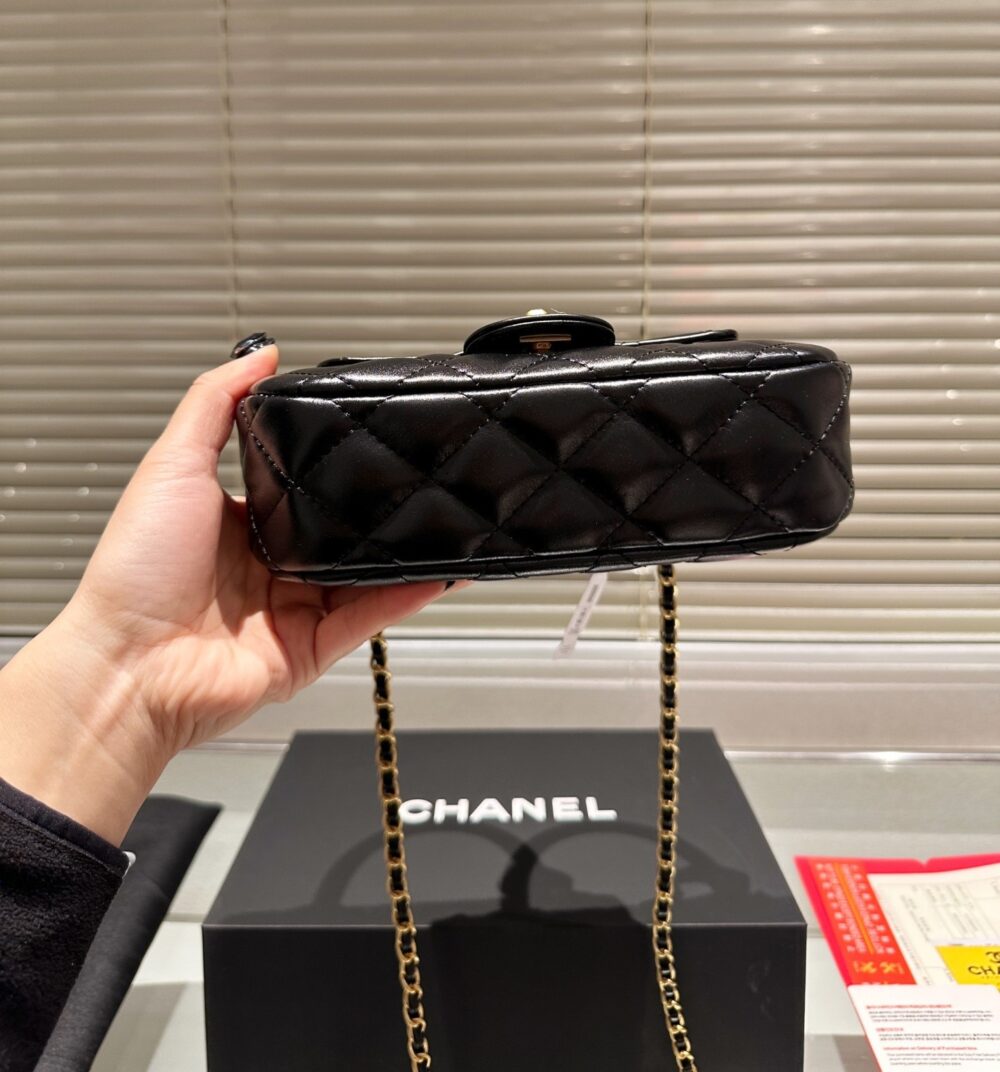 CHANEL SHOULDER BAG WITH CHAIN BLACK 21CM AS4573 B15144 94305 - Image 5