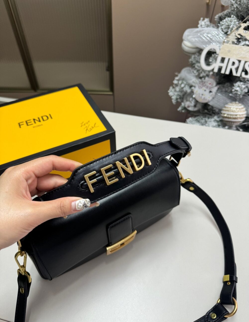 FENDI BAGUETTE BAG BLACK LEATHER 25CM 8BR822APG6F1CFJ - Image 6