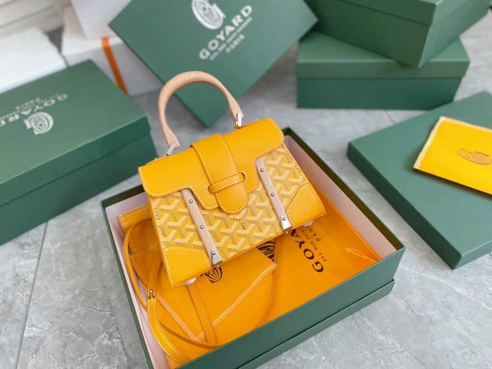 Alternative view of GOYARD SAÏGON STRUCTURÉ MINI BAG YELLOW 22CM SAIGOBMINTY08CL08P