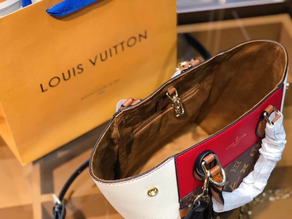 LOUIS VUITTON FOLD TOTE MONOGRAM RED WHITE 22CM - Image 6