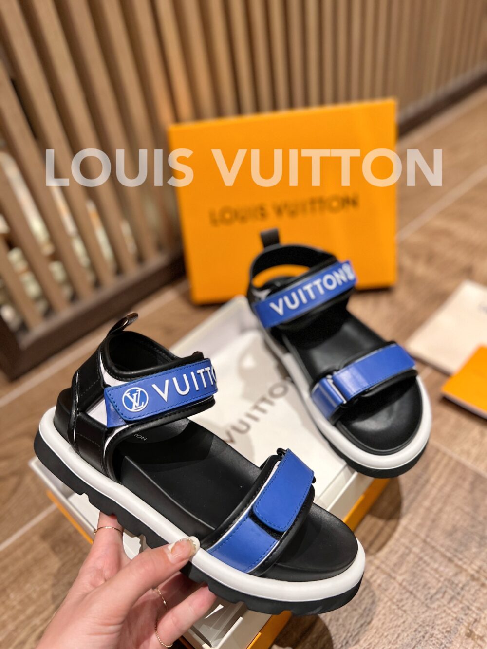 LOUIS VUITTON POOL PILLOW COMFORT SANDALS BLUE 1A9OCU - Image 7