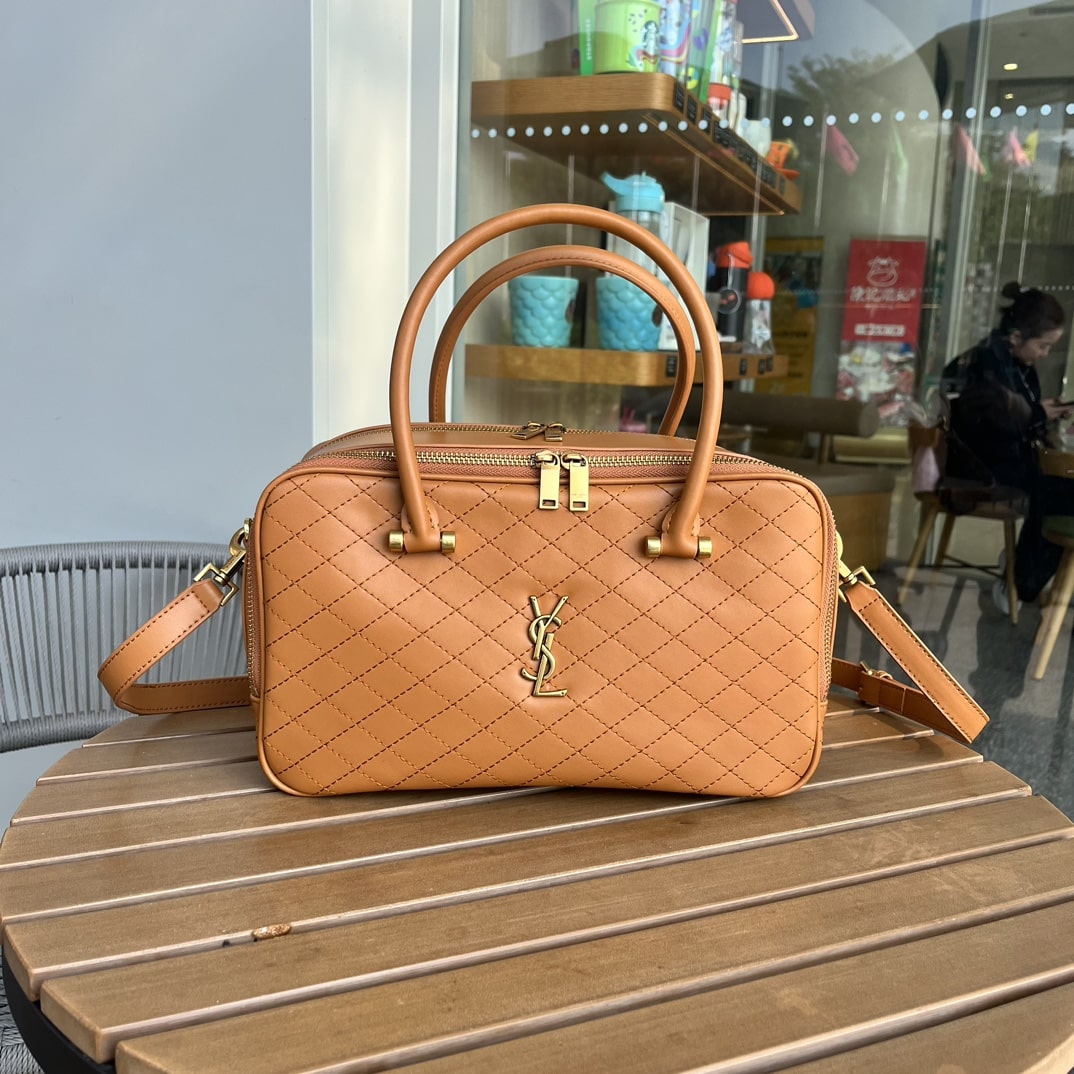 SAINT LAURENT LYIA DUFFLE IN QUILTED BROWN 31CM - Image 10