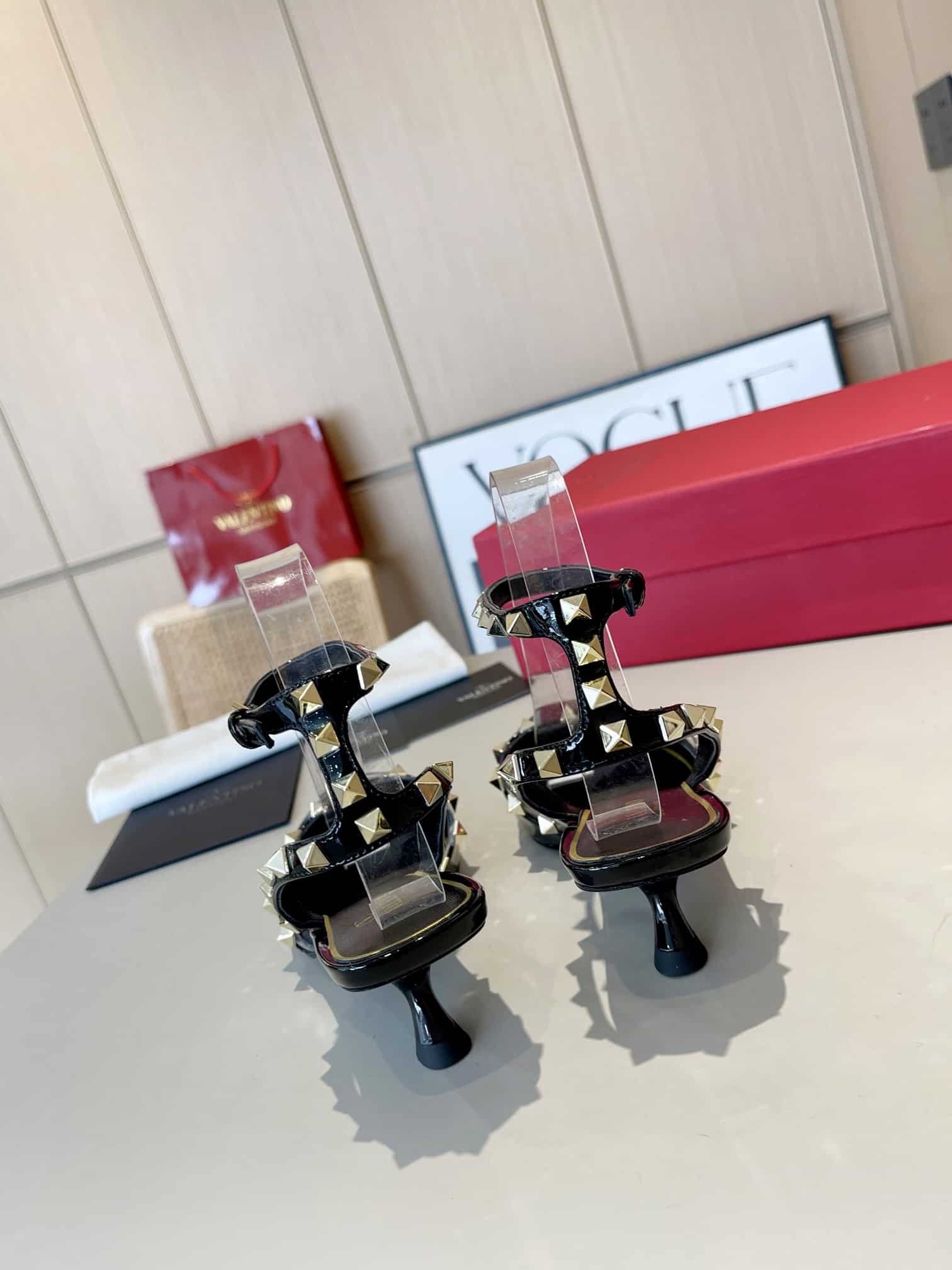 VALENTINO GARAVANI ROCKSTUD COUTURE PUMPS BLACK - Image 4