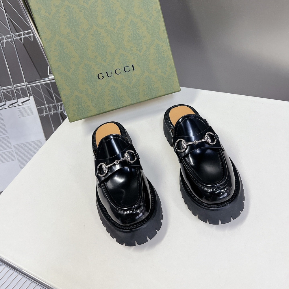 Alternative view of GUCCI WOMEN'S MULE WITH HORSEBIT BLACK 764207 DS800 1000