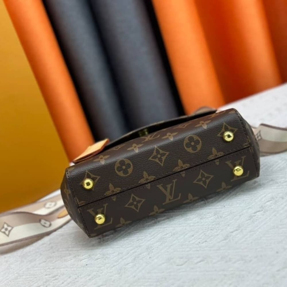 LOUIS VUITTON CLUNY MINI MONOGRAM CANVAS BROWN 20CM M46055 - Image 4