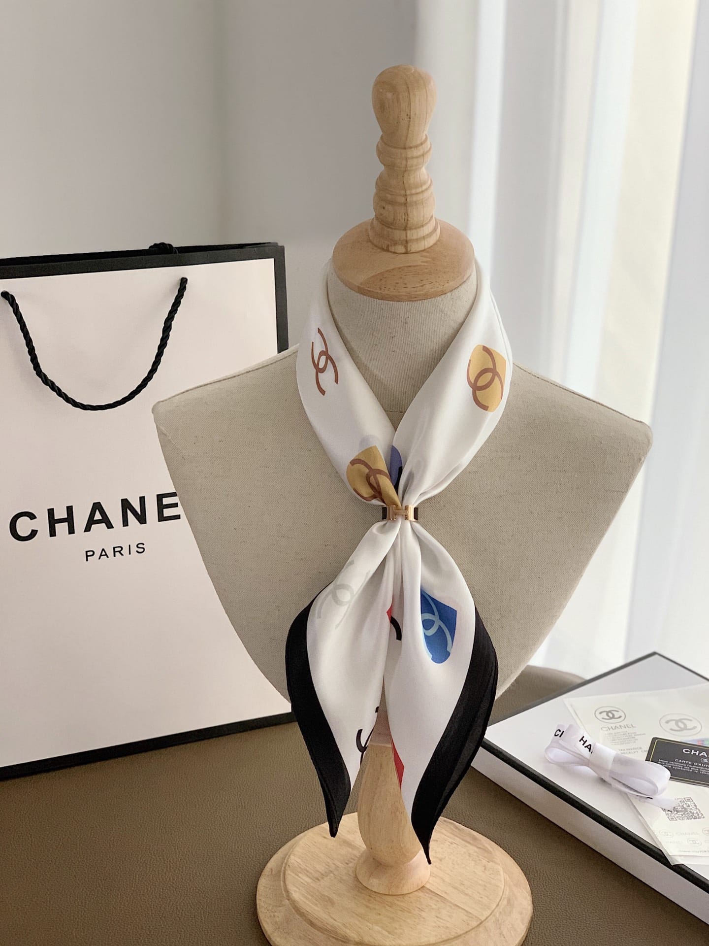 CHANEL HEART AND CC LOGO SILK SQUARE SCARF WHITE - Image 6