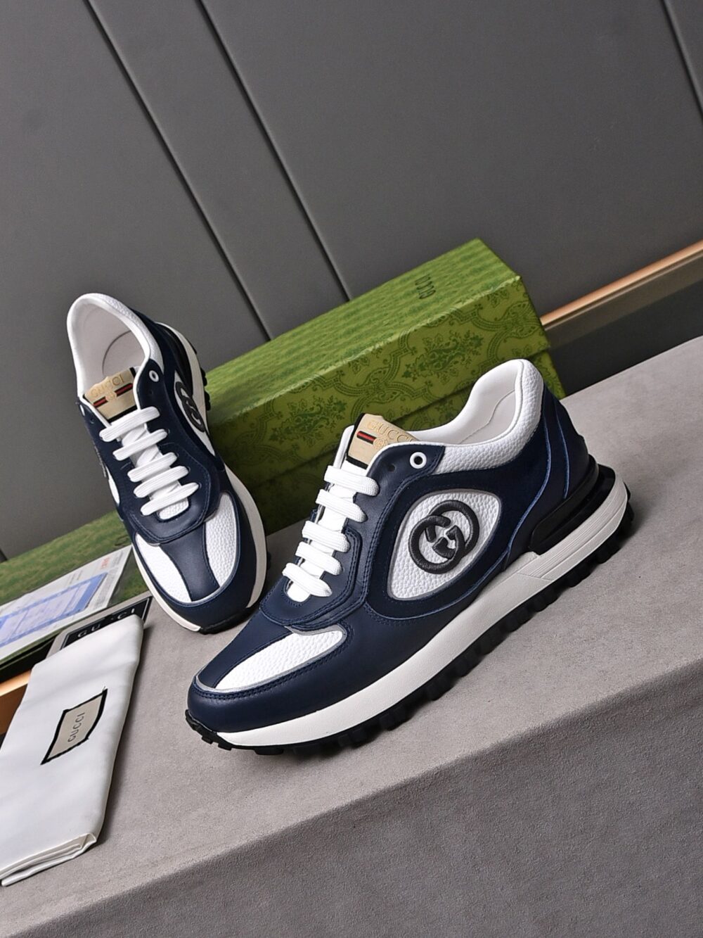 GUCCI DOUBLE G MEN'S RUN SNEAKER BLUE - Image 7