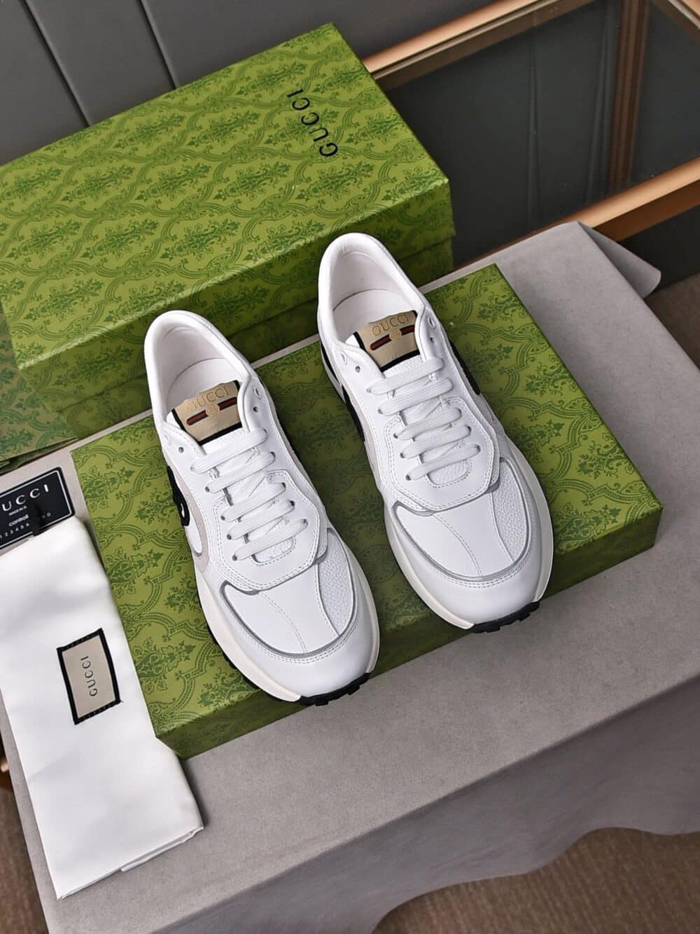 GUCCI DOUBLE G MEN'S RUN SNEAKER BEIGE - Image 9