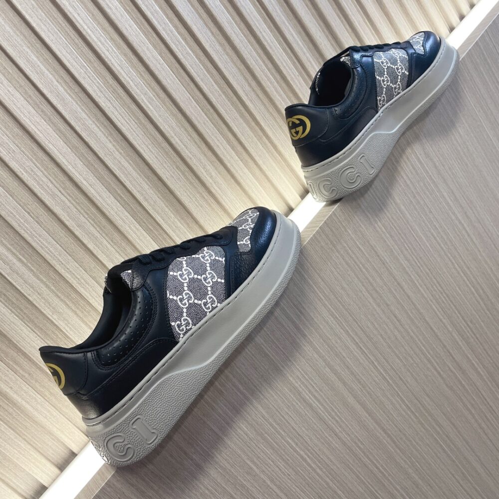 GUCCI MEN'S GG TRAINER SUPREME CANVAS BLACK ‎669582 AACOD 1072 - Image 4