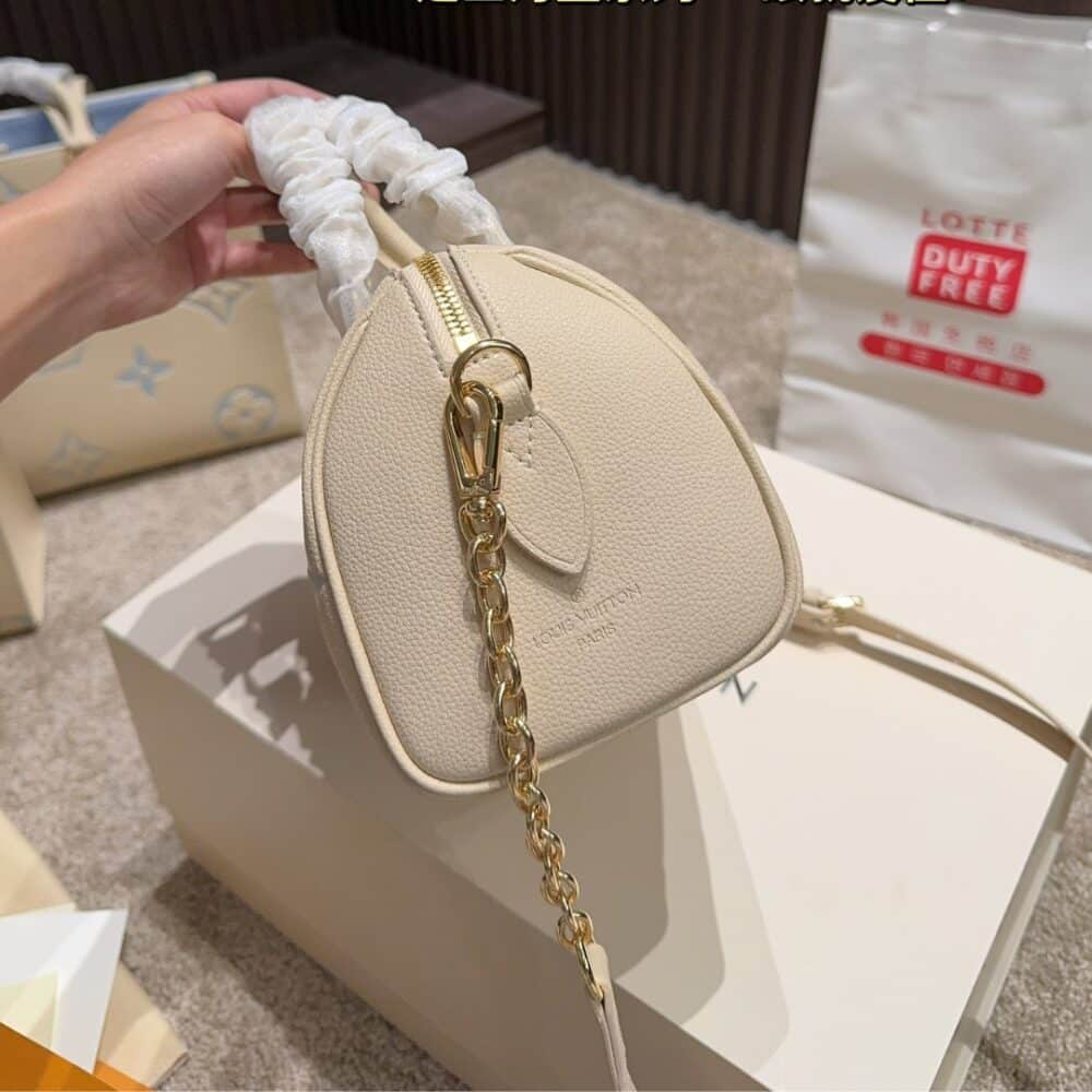 LOUIS VUITTON SPEEDY BANDOULIÈRE 20 CANDY BLUE 20CM M46883 - Image 3