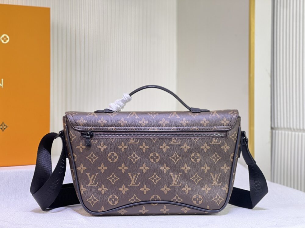 LOUIS VUITTON MONTSOURIS MONOGRAM MESSANGER BAG BROWN 34CM - Image 7