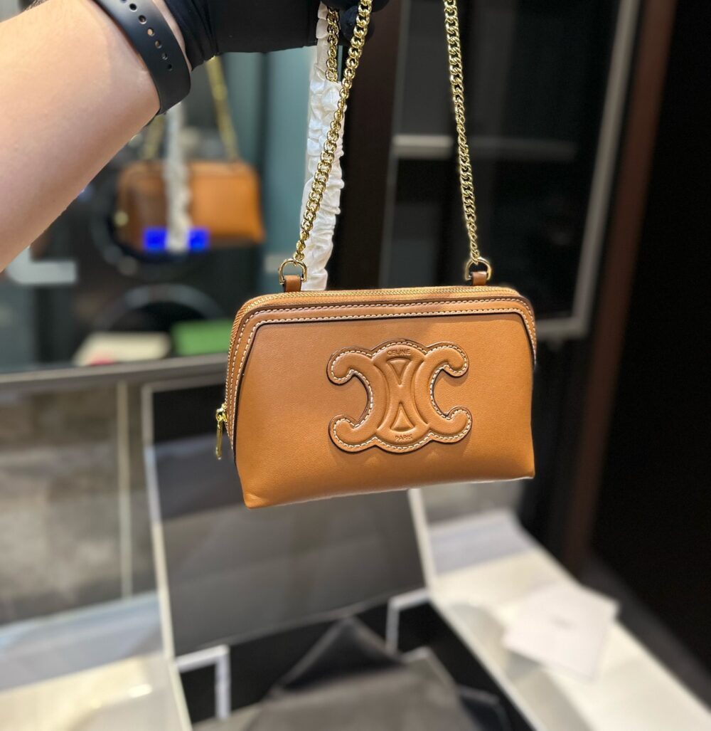 Alternative view of CELINE CLUTCH ON CHAIN CUIR TRIOMPHE IN TEXTILE AND CALFSKIN BROWN 17CM 10E383DR8 04LU