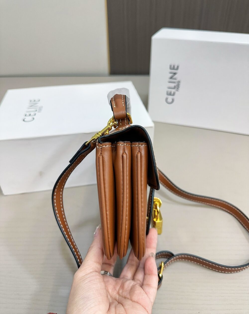 CELINE MINI TABOU IN SMOOTH CALFSKIN TAN 17CM 10L343FB6 04LU - Image 5