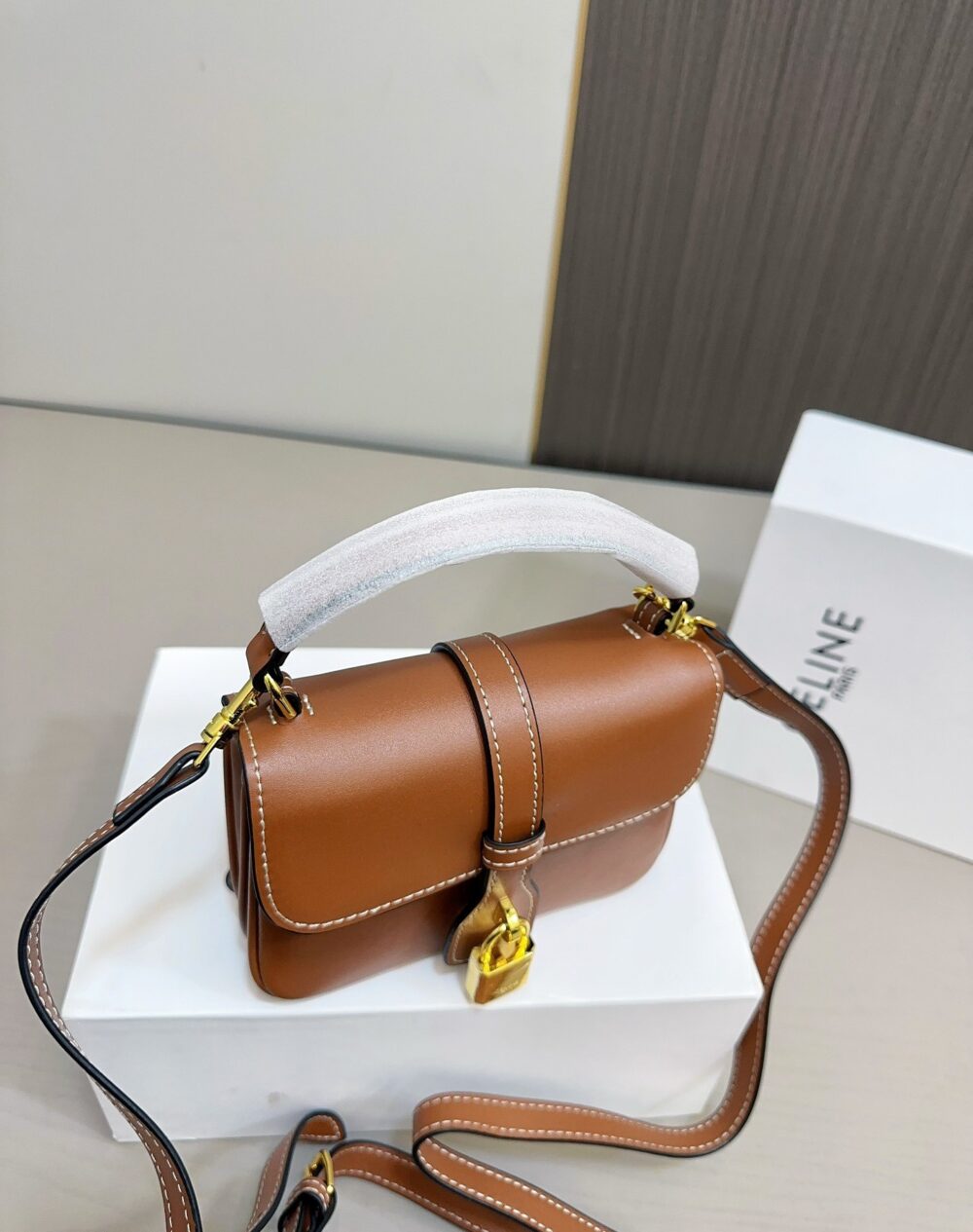 CELINE MINI TABOU IN SMOOTH CALFSKIN TAN 17CM 10L343FB6 04LU - Image 7