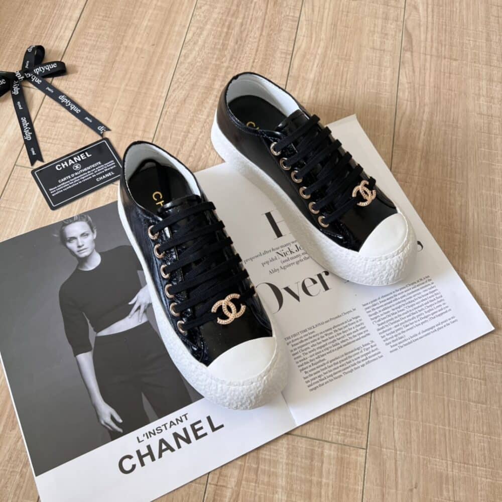 Alternative view of CHANEL WOMEN'S SNEAKER CC TRAINERS IN BLACK