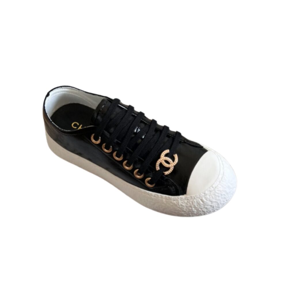 CHANEL WOMEN'S SNEAKER CC TRAINERS IN BLACK