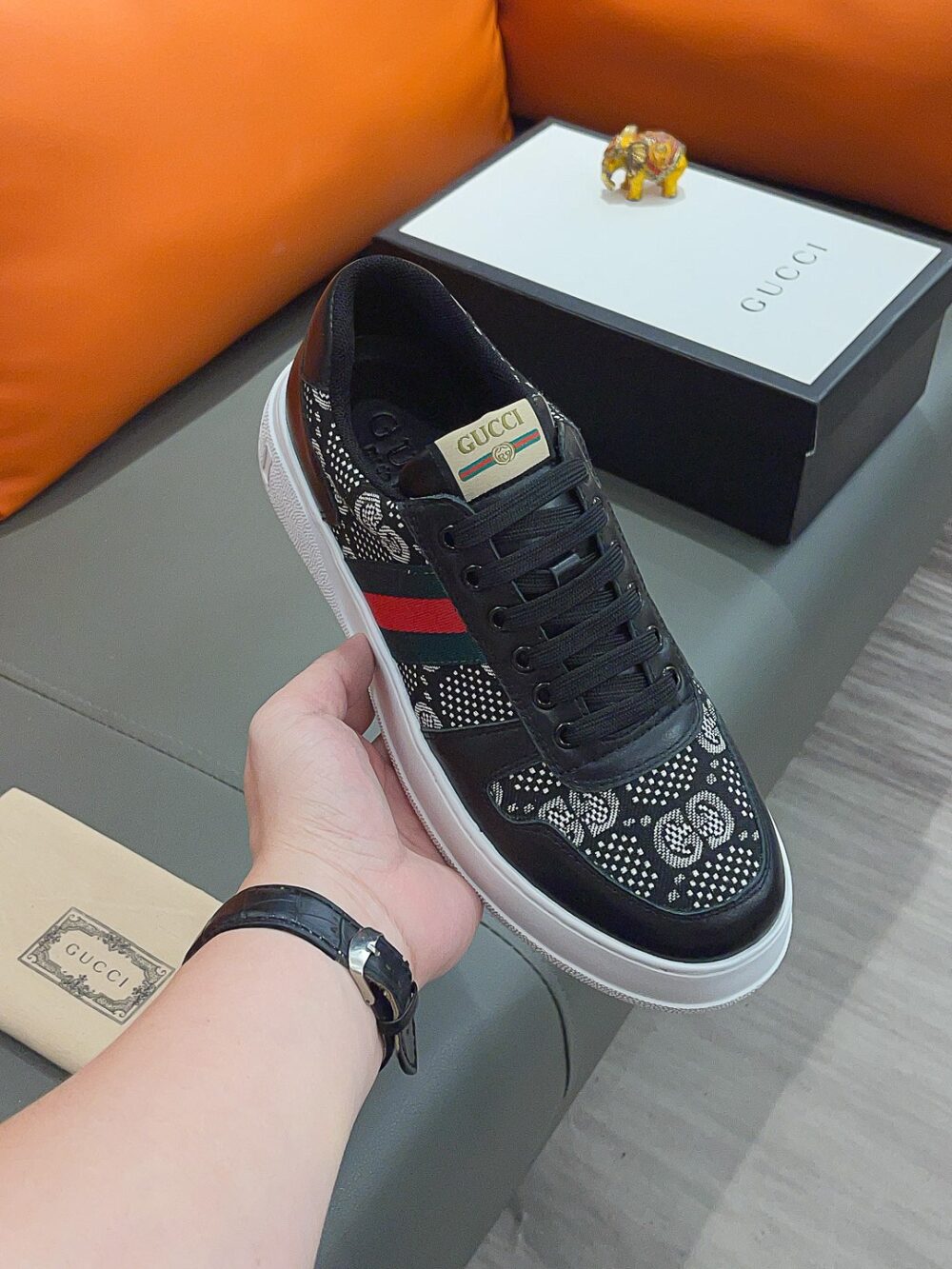 GUCCI SCREENER GG HIGH TOP SNEAKER LEATHER IN BLACK - Image 3