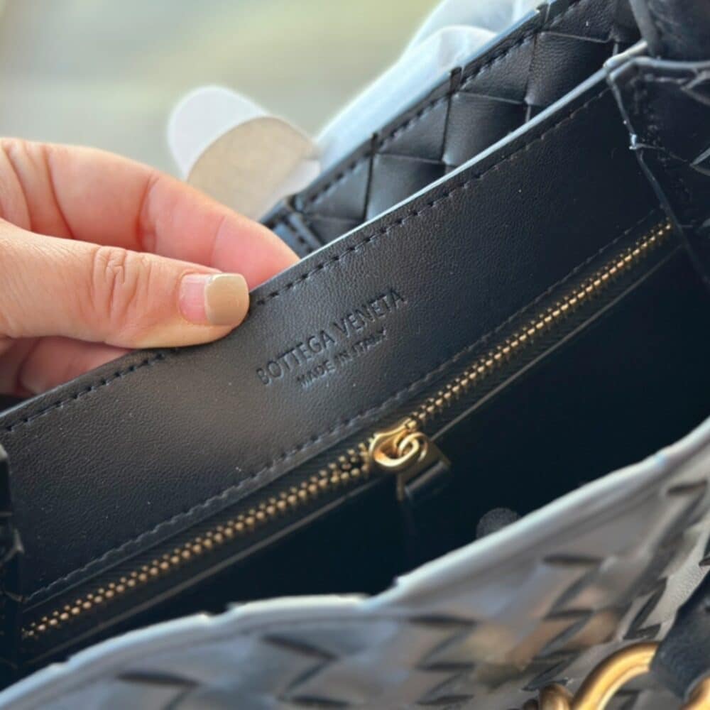 BOTTEGA VENETA ANDIAMO INTRECCIATO LEATHER TOP HANDLE BAG BLACK 33CM 766014VCPP11139 - Image 4