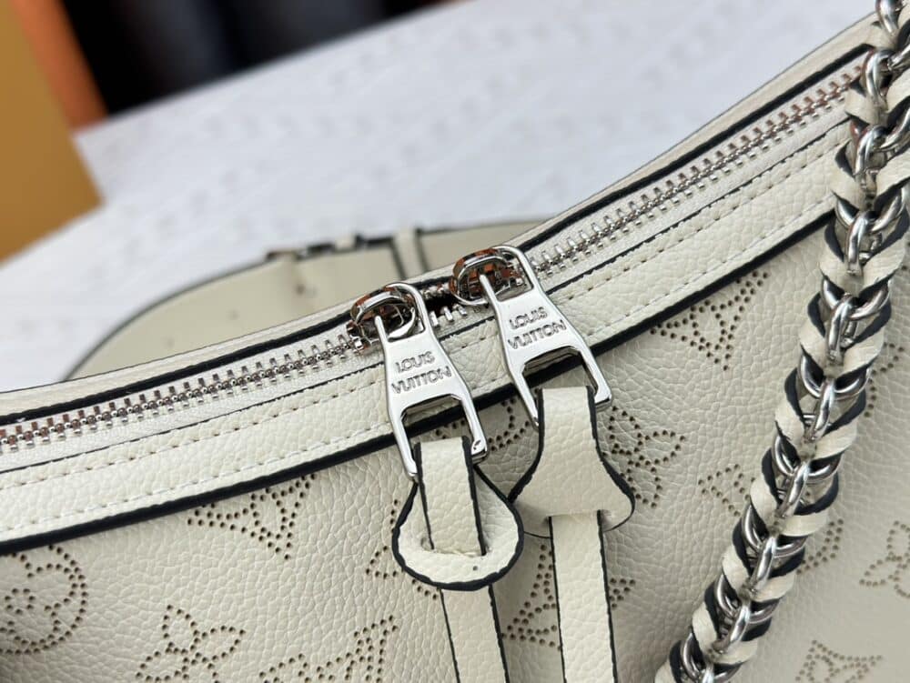LOUIS VUITTON HAND IT ALL PM CREME 29CM M24114 - Image 3