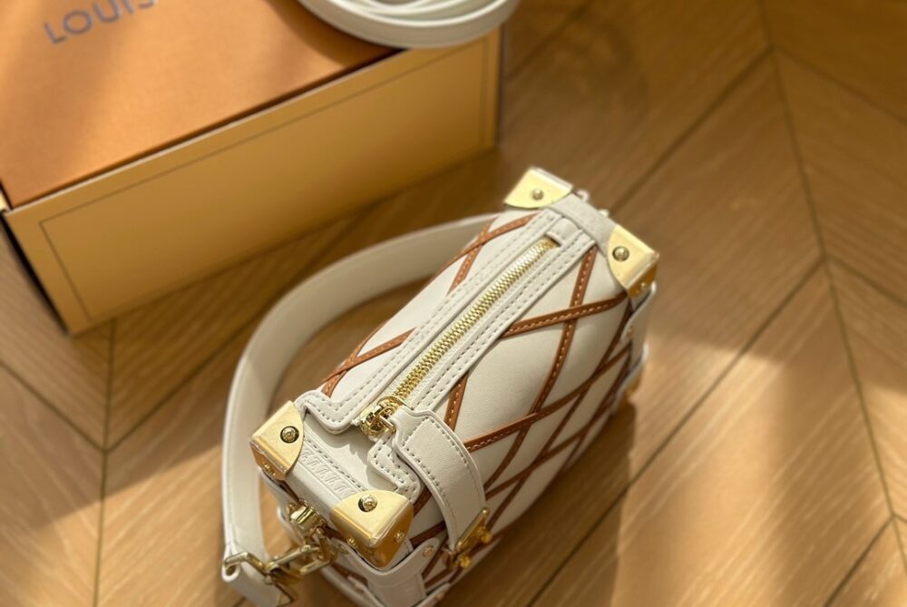 LOUIS VUITTON SIDE TRUNK PM CRÈME NOISETTE 18CM M25216 - Image 9