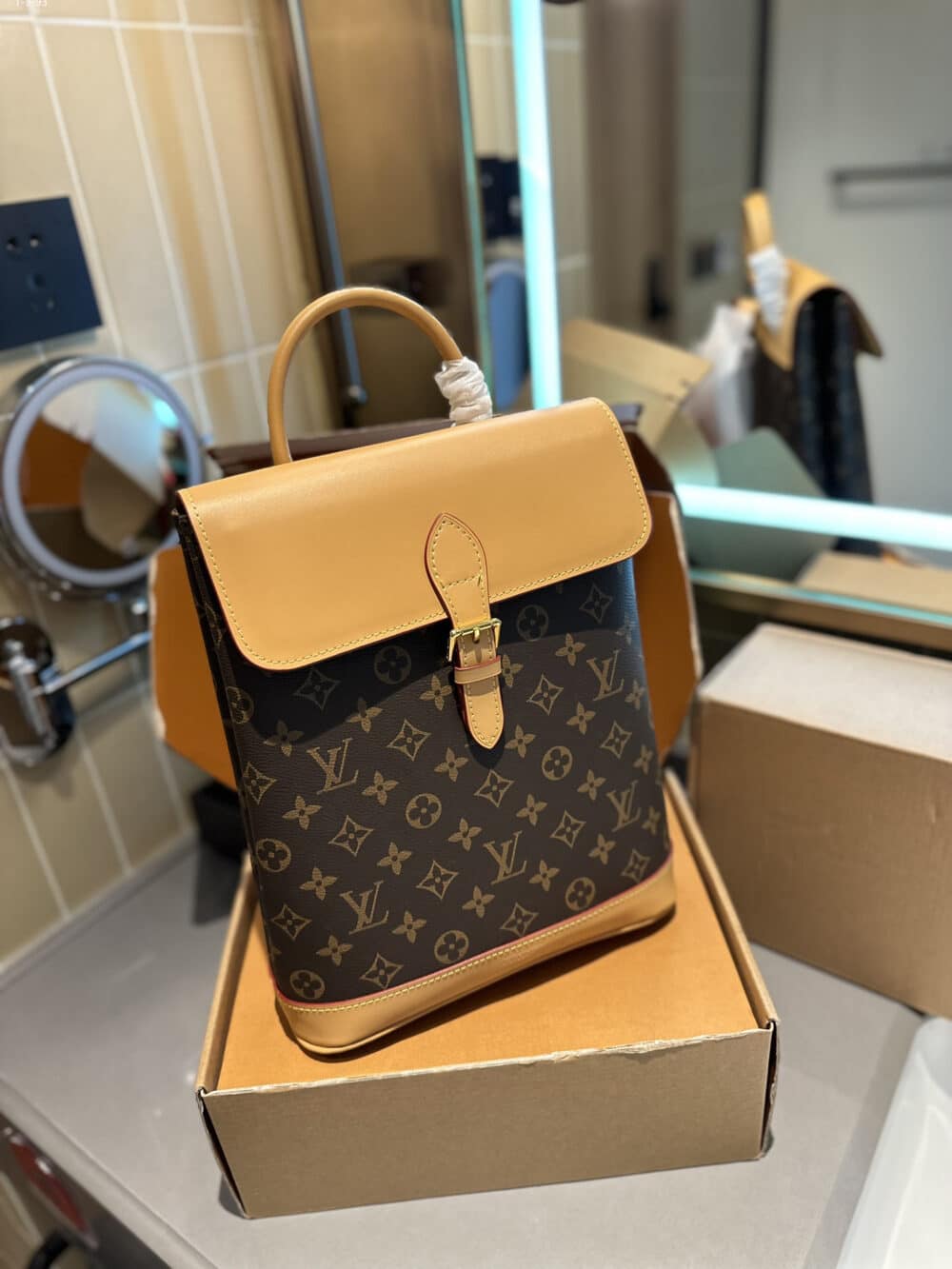 LOUIS VUITTON SOHO BACKPACK MONOGRAM CANVAS BEIGE 30CM - Image 3