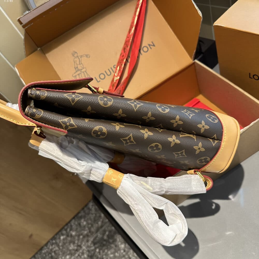LOUIS VUITTON SOHO BACKPACK MONOGRAM CANVAS BEIGE 30CM - Image 5