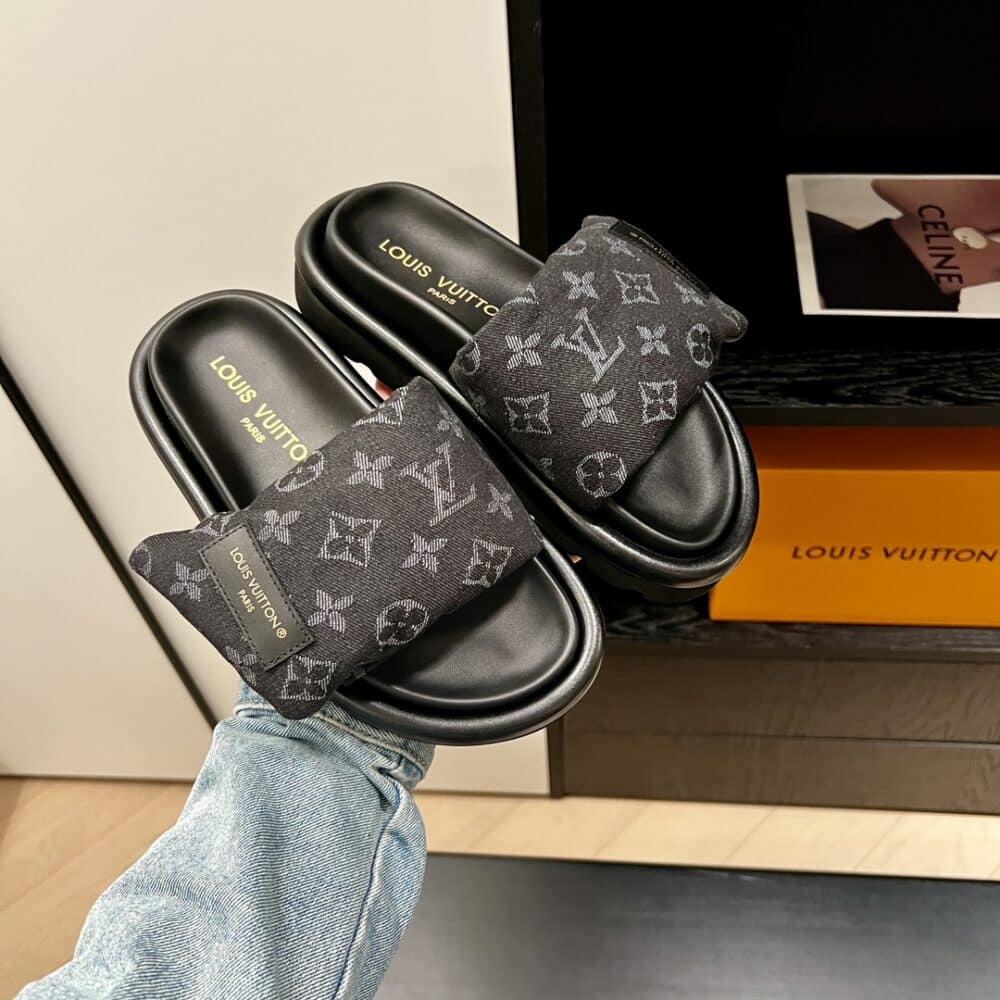 LOUIS VUITTON POOL PILLOW FLAT COMFORT MULE SANDALS DENIM GREY 1ACJ0J - Image 3