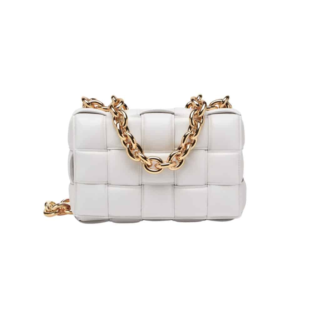 BOTTEGA VENETA CHAIN CASSETTE CROSSBODY BAG IN WHITE 26CM 631421VBWZ09143