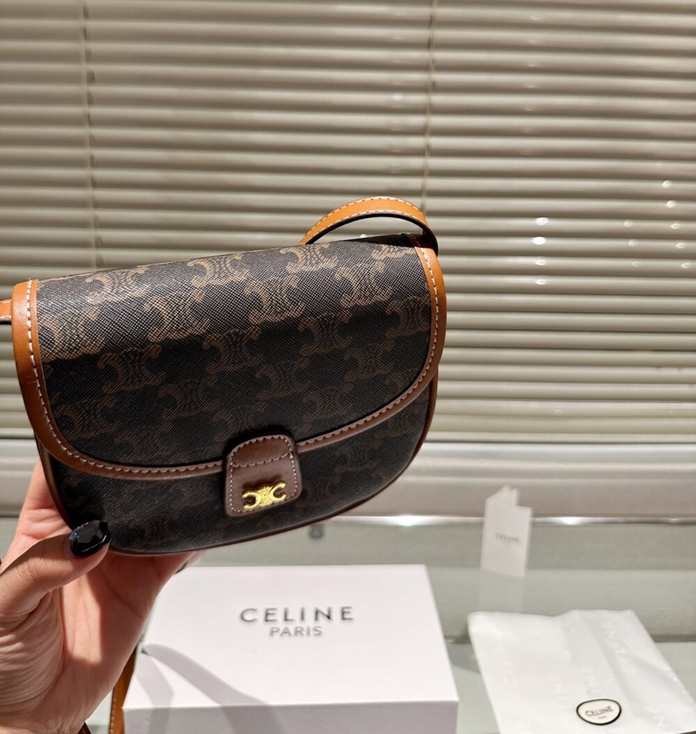 CELINE MINI BESACE IN TRIOMPHE CANVAS AND CALFSKIN TAN 17CM 196702BZJ 04LU - Image 8
