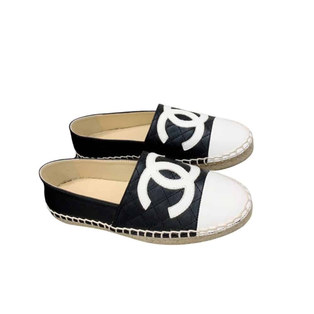 CHANEL CC ESPADRILLES SLIP ON WHITE BLACK