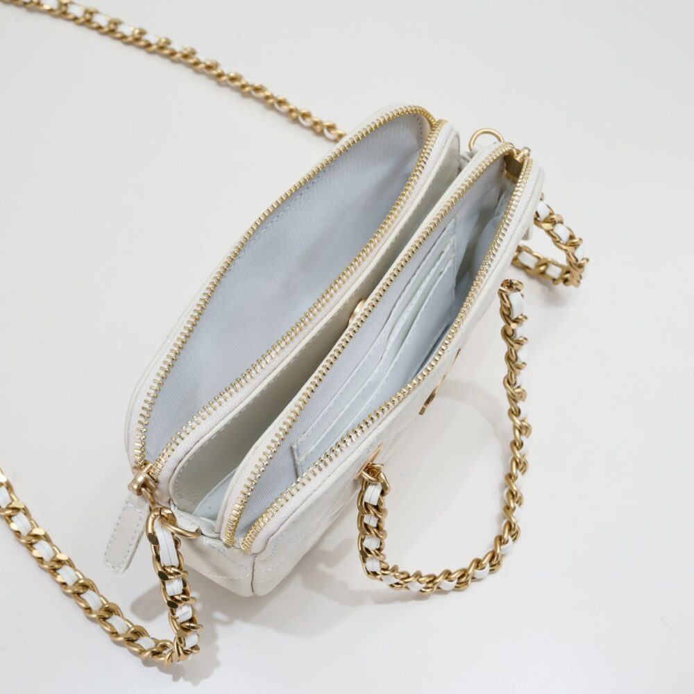 CHANEL HANDBAG GOLD TONE METAL WHITE 20CM - Image 3