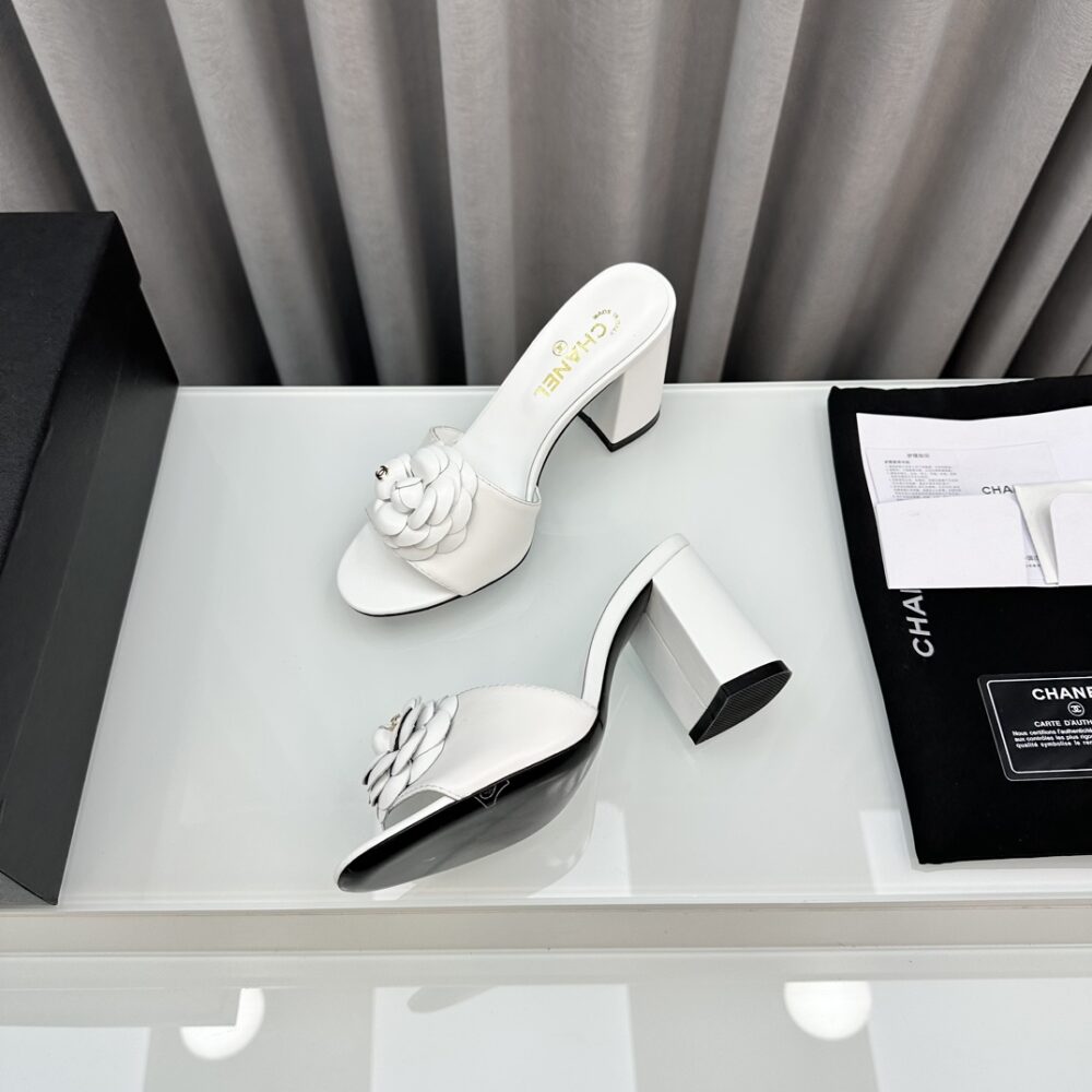 CHANEL CAMELLIA MEDIUM HEEL SLIPPERS WHITE - Image 5