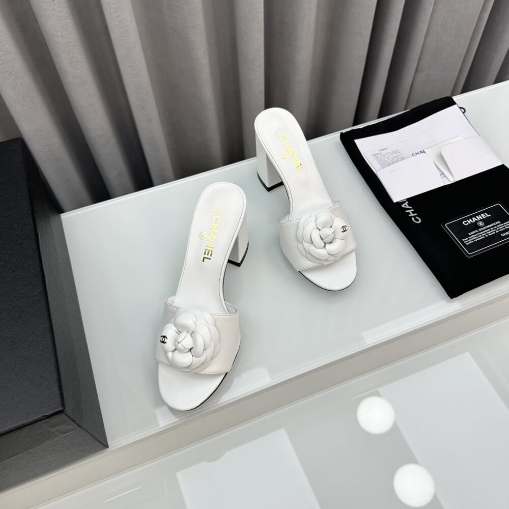 CHANEL CAMELLIA MEDIUM HEEL SLIPPERS WHITE - Image 3
