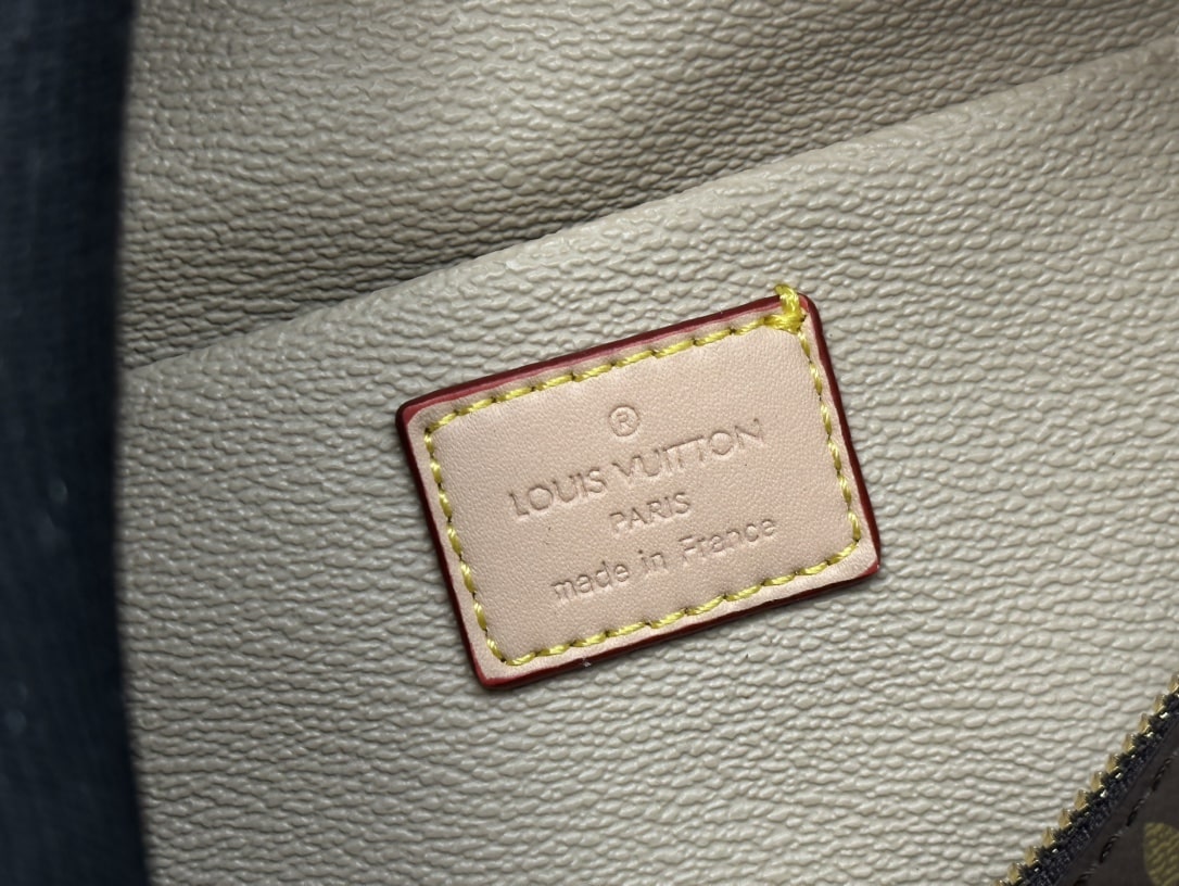 LOUIS VUITTON TROUSSE TOILETTE LOCKER DOPP KIT 23CM M83112 - Image 9