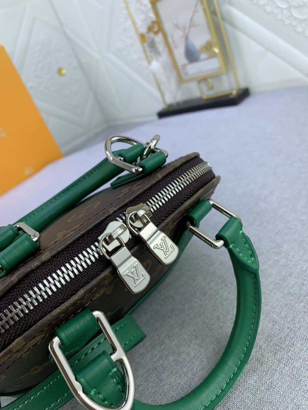 LOUIS VUITTON MINI ALMA MONOGRAM CANVAS MIX WITH GREEN 18CM M83204 - Image 5