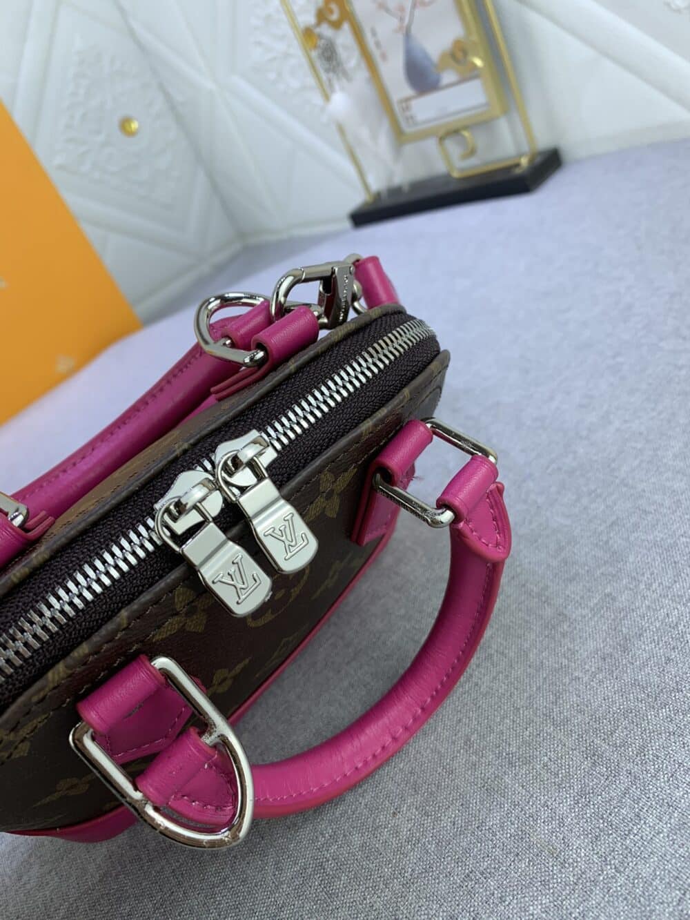 LOUIS VUITTON MINI ALMA MONOGRAM CANVAS MIX WITH PINK 18CM M83206 - Image 6