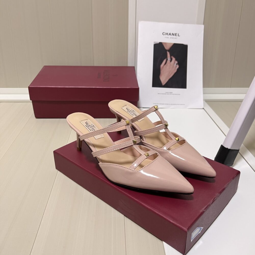 Alternative view of VALENTINO GARAVANI ROCKSTUD WISPY MULE IN BEIGE 4W0S0JB1ACT 098